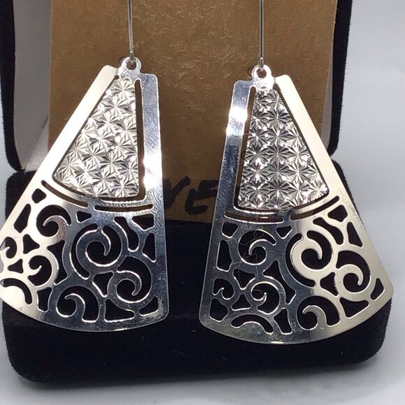 925 Sterling Silver Triangle Filigree Dangle Hook Earrings Women’s - Picture 4 of 12